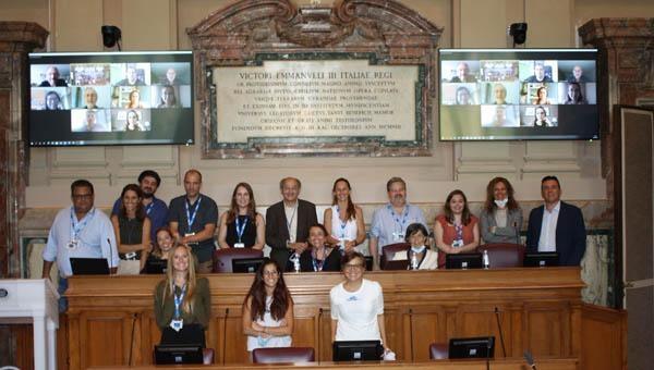 participants in the meeting at villa lubin